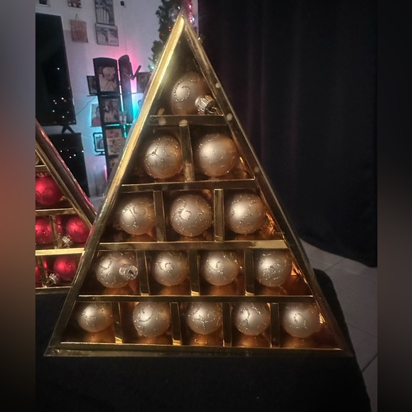 Set of 2 boxes of 🎄 ornaments 🎄 - Picture 3 of 3